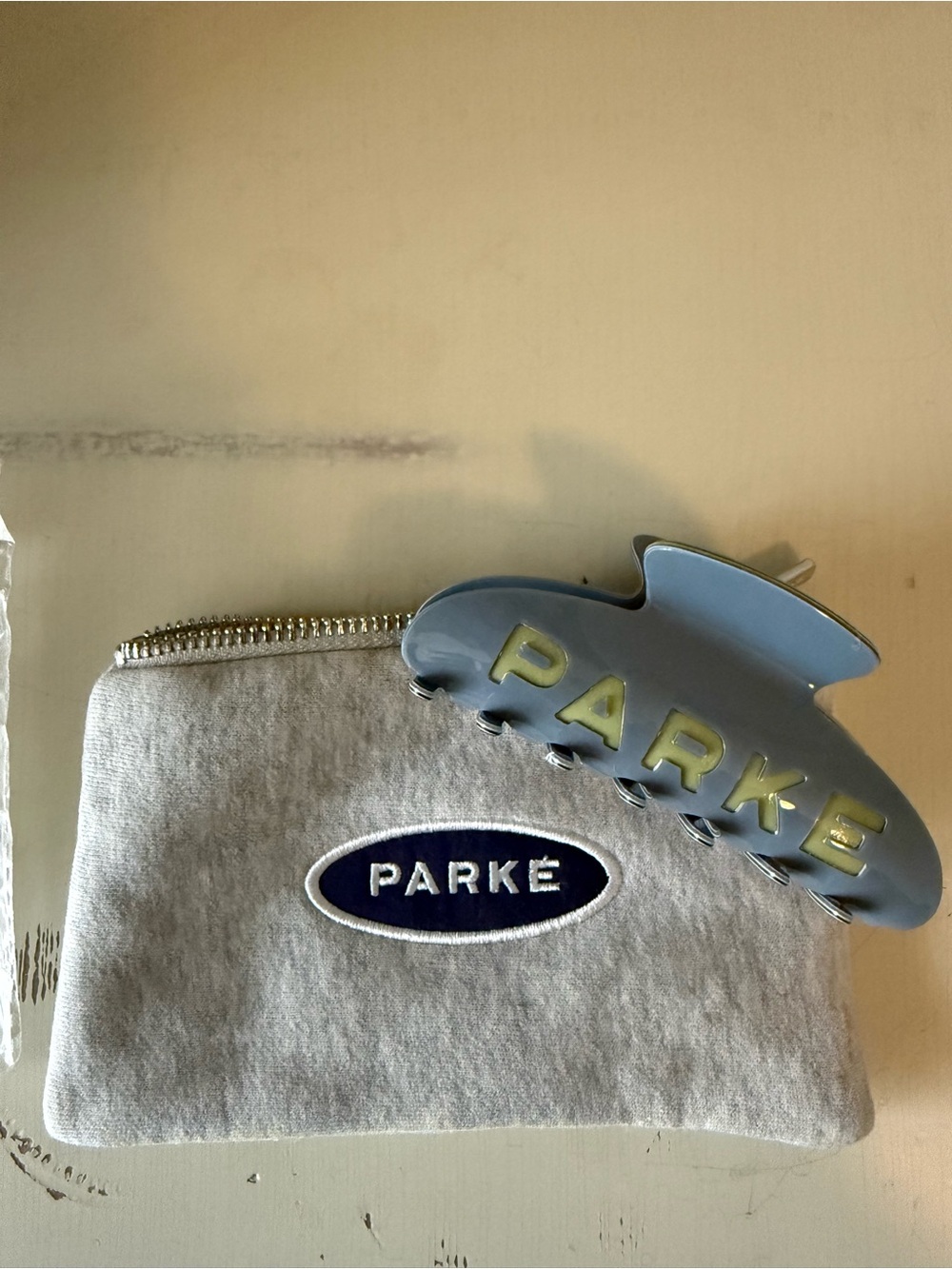 Parke hair clip & pouch • NWT • Lagoon